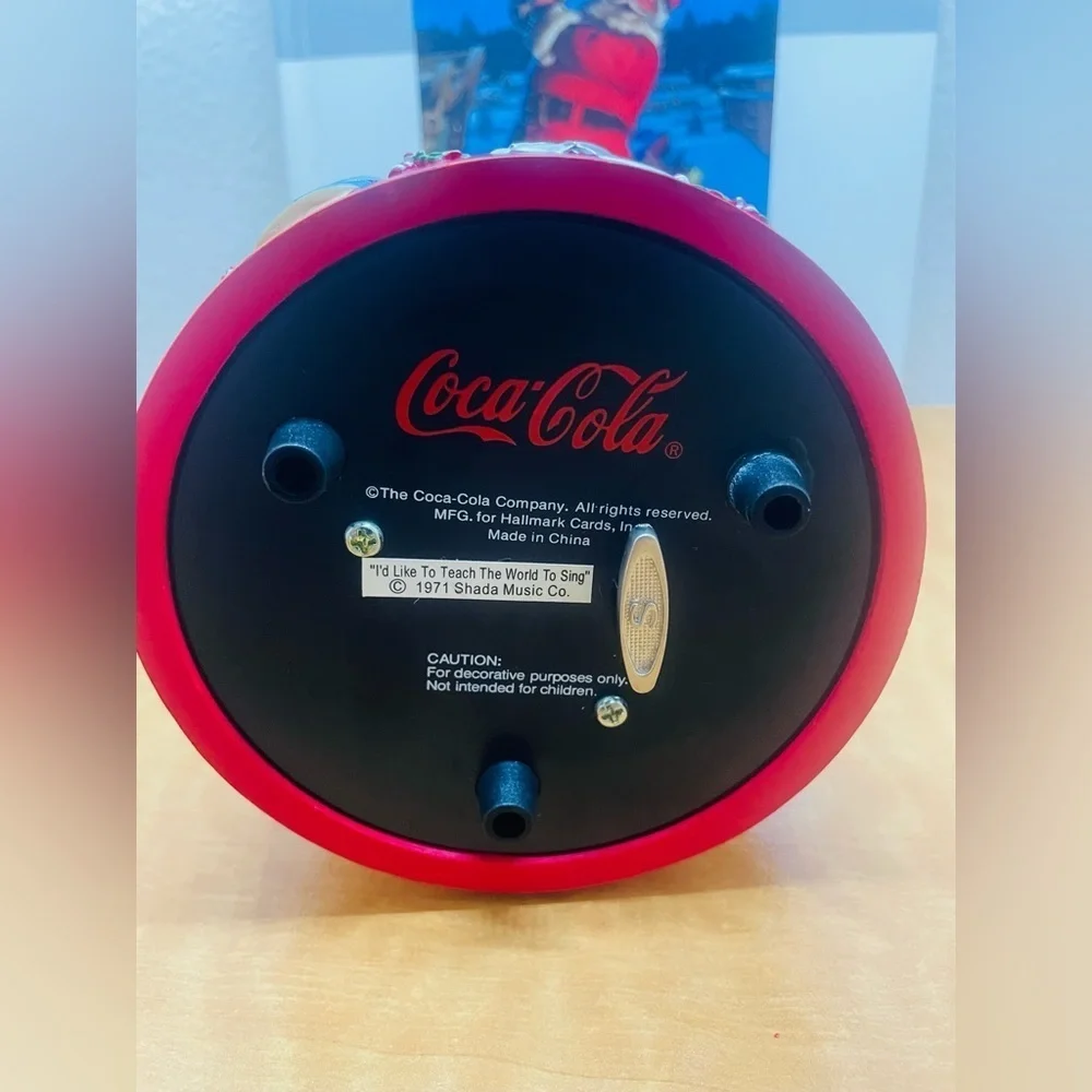Vintage Christmas Coca Cola Snow Globe